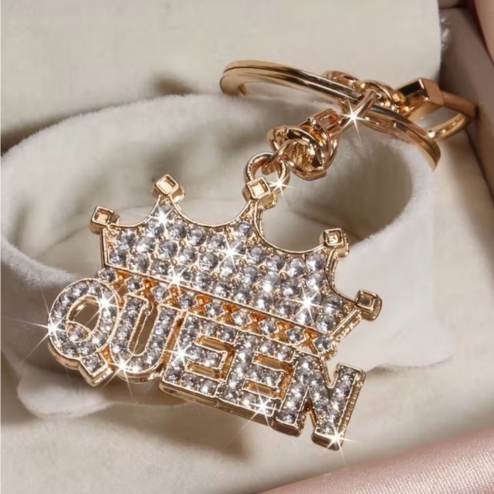 Queen Keychain Sparkling Crystal Bag/Key Charm
